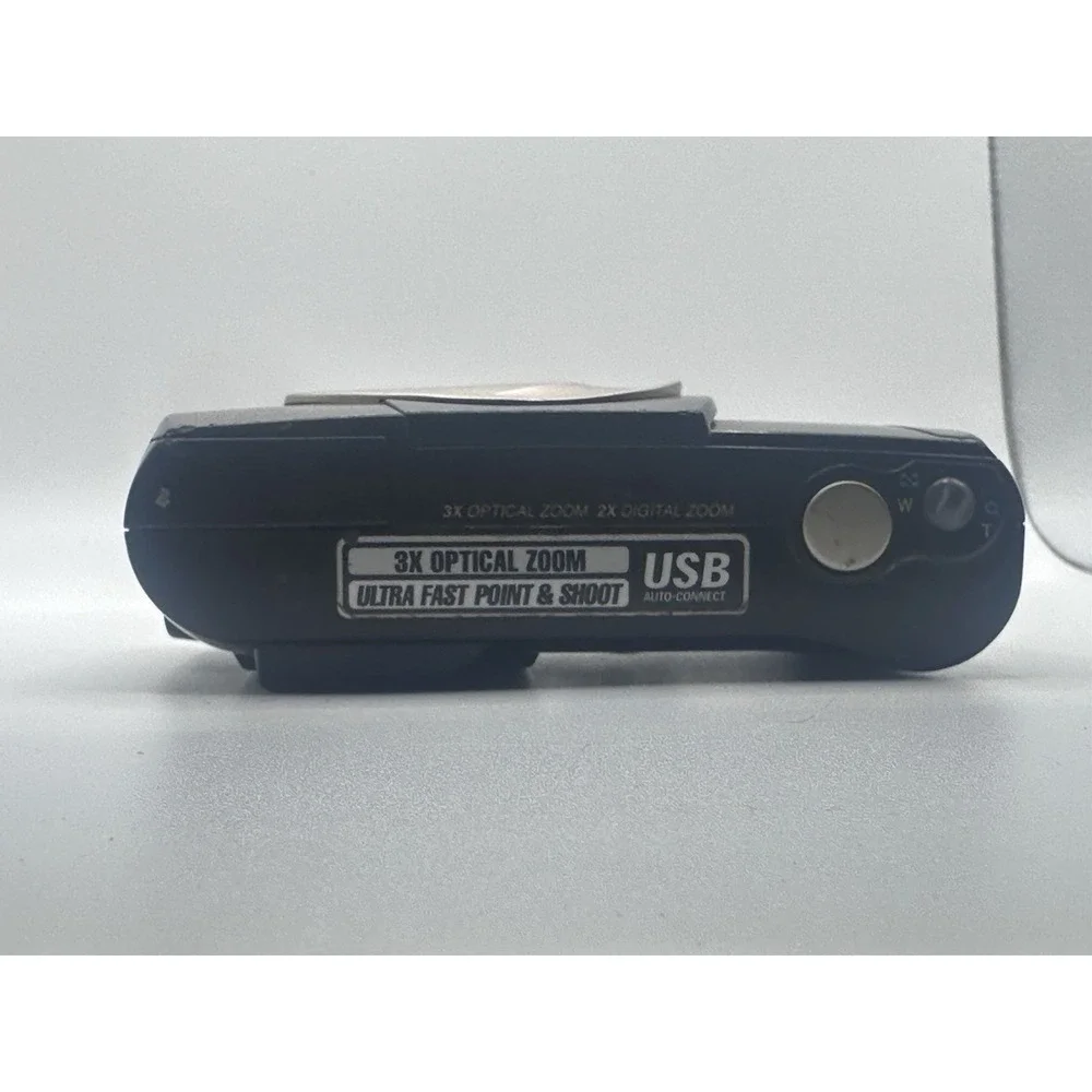 Olympus CAMEDIA D-150 Zoom Brio Zoom Digital Camera Untested For Parts / Repair